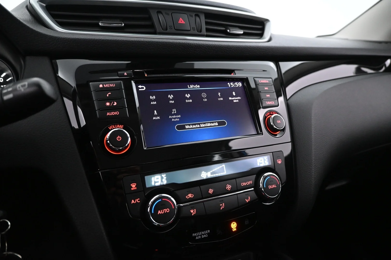 Car Image - NB9ER67XeQs2ujXOfAxdp