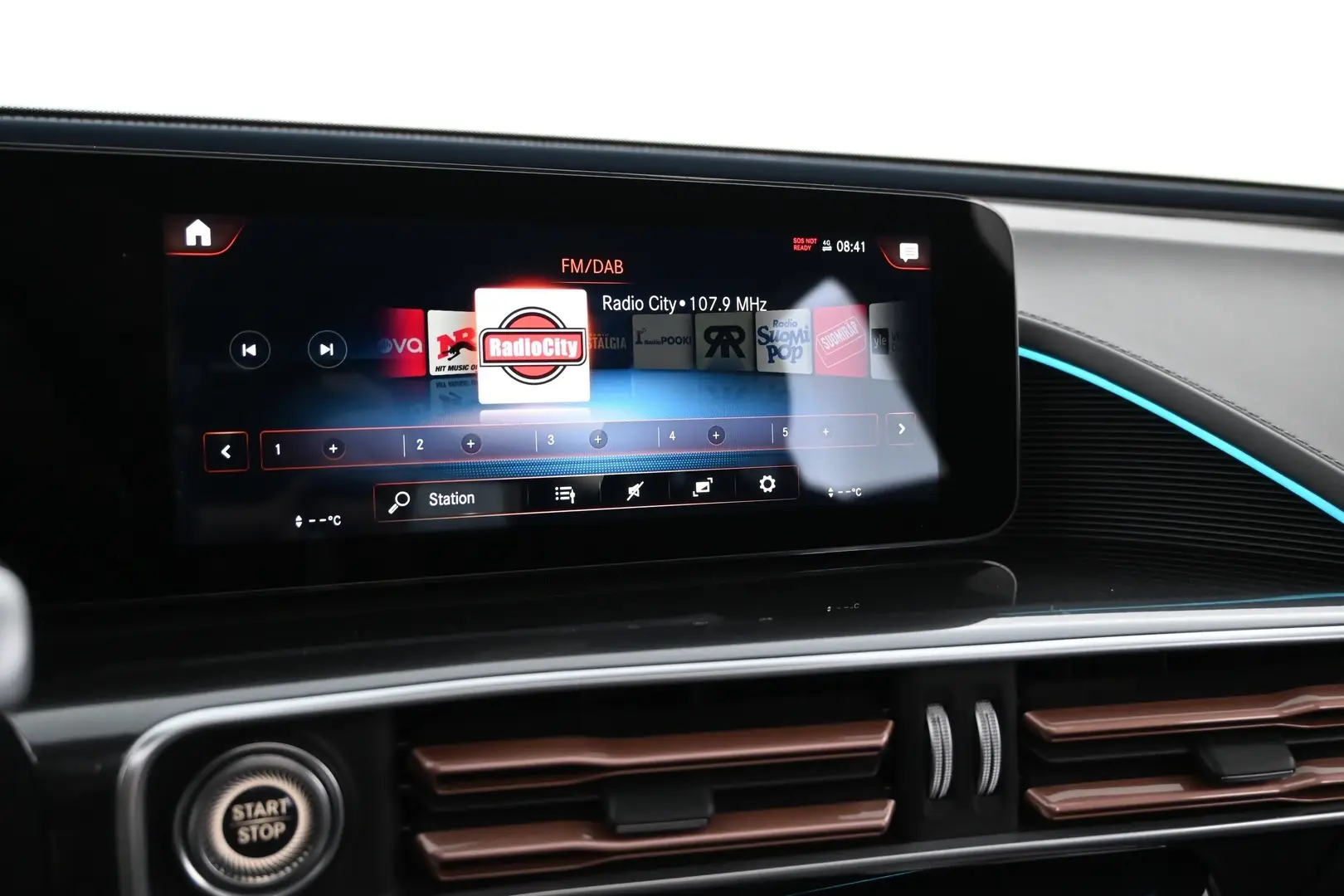 Car Image - KO0JW8P1RBLg3dCJ2Crce