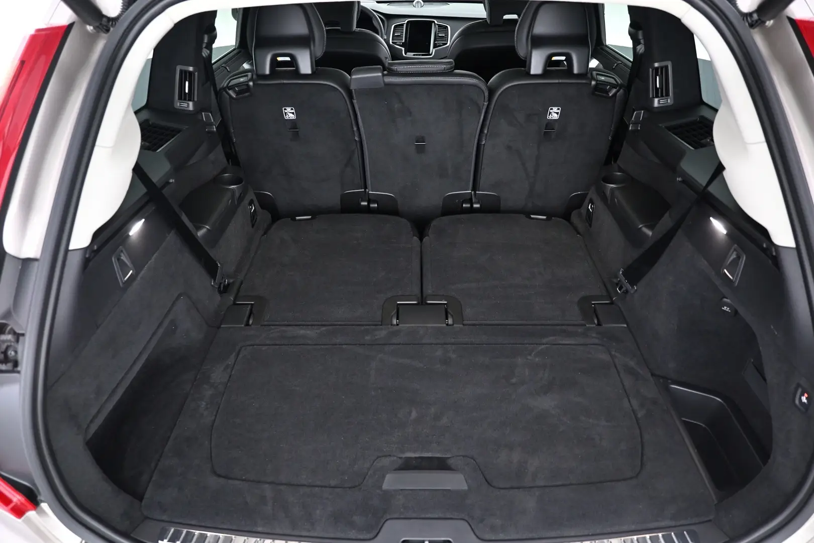 Car Image - 5Hb0M8EjDE58k74dg5L7UN