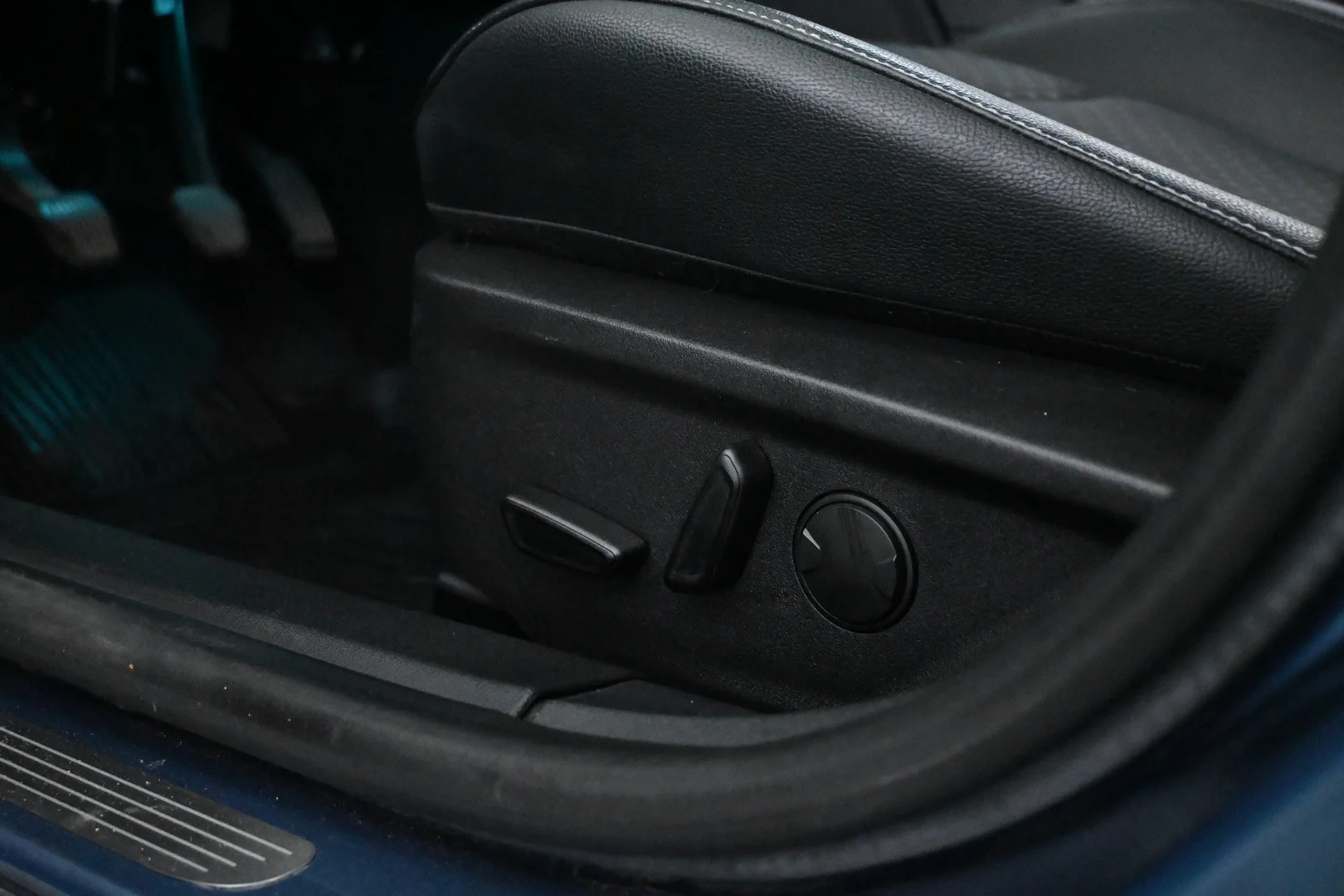 Car Image - 273Wm7B2SvpL4qjXW4GeDu