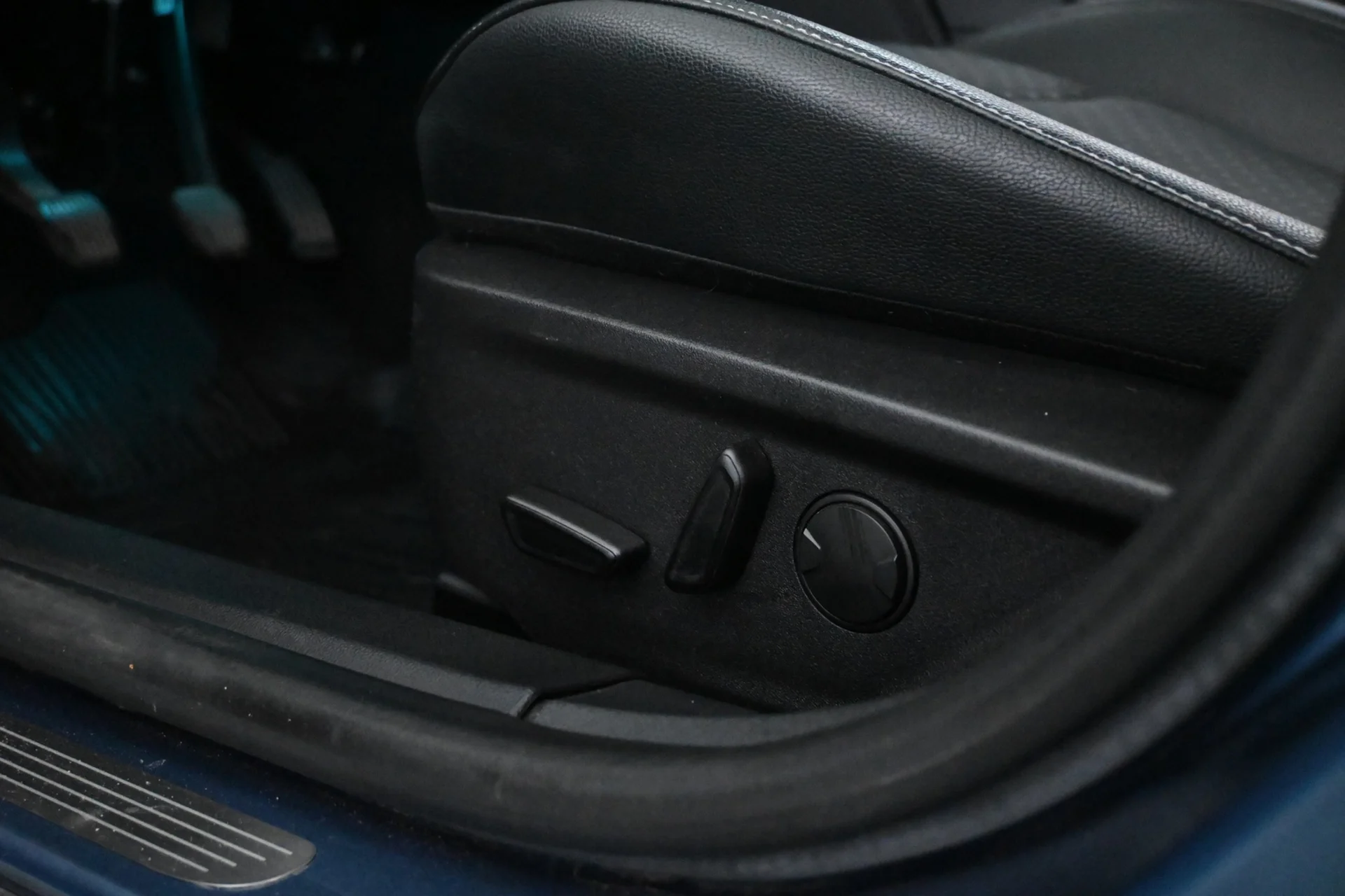Car Image - 273Wm7B2SvpL4qjXW4GeDu