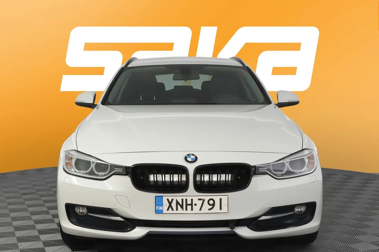 Car Image - 1hXmMYF85YESook5btj8TR