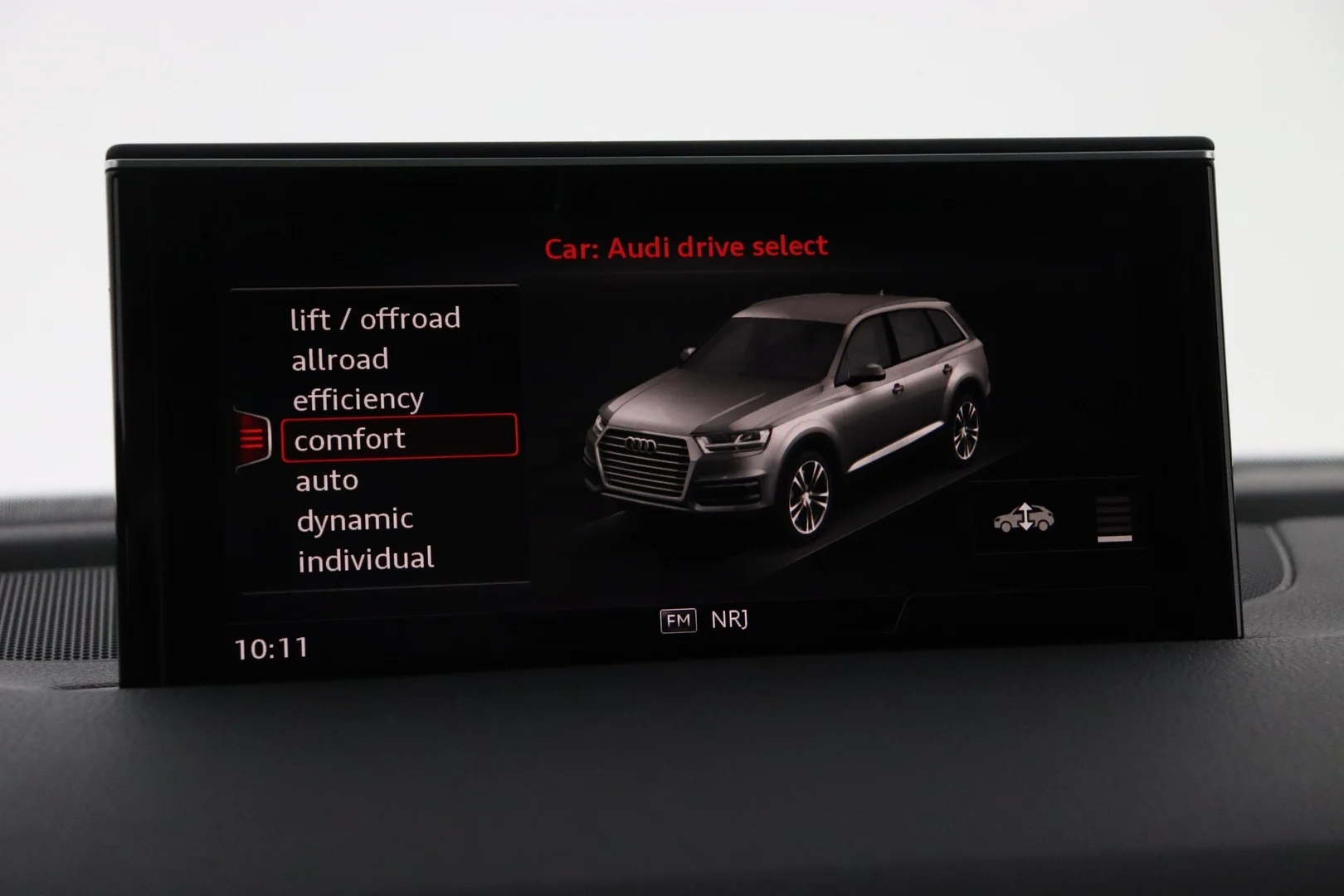 Car Image - 3EyzQnf7t201rDR68M1k35