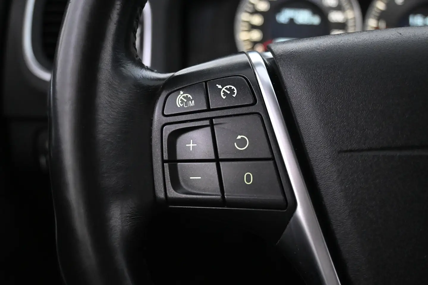 Car Image - 3YDmoZEScs5E2rw1AQTlka