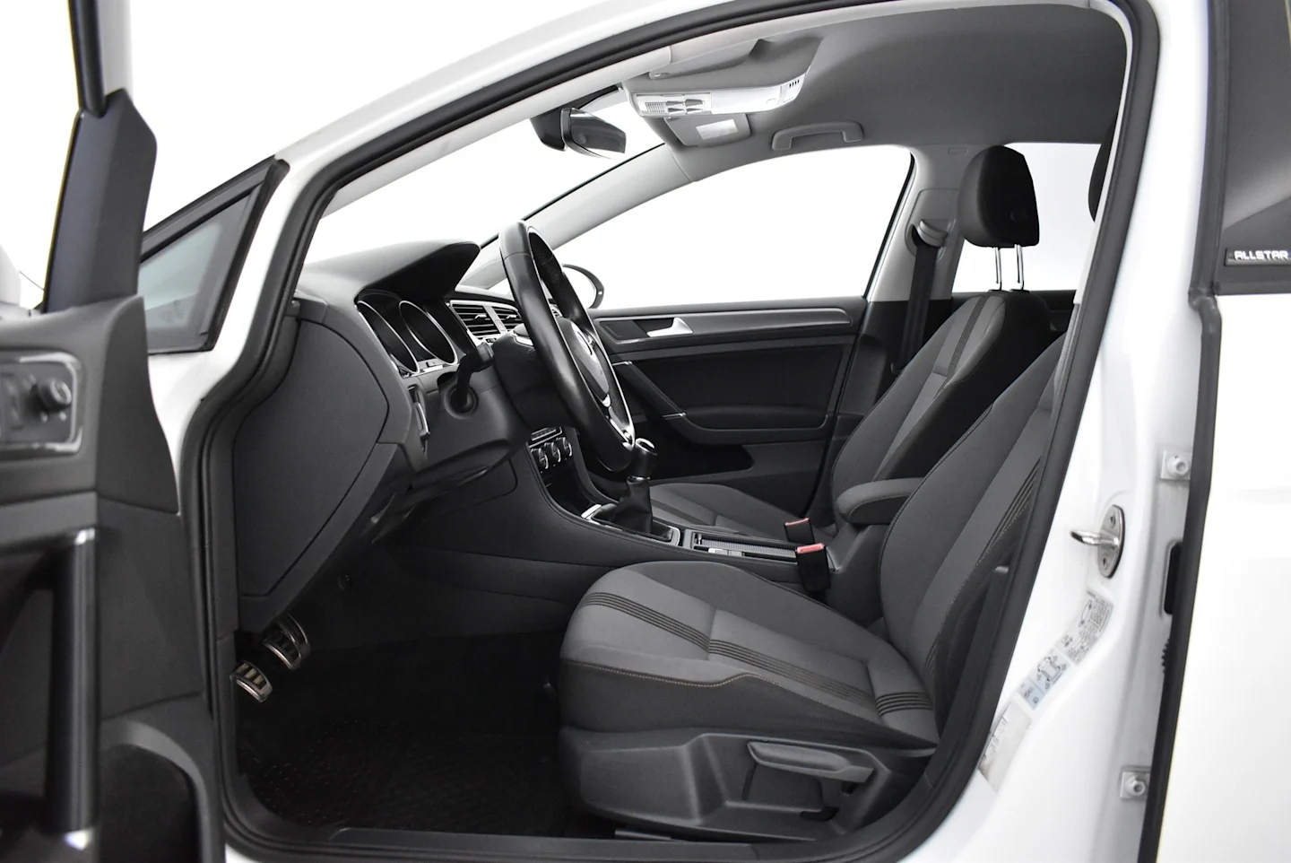 Car Image - 7jrmhSq9ws8WVj8yATCPyU