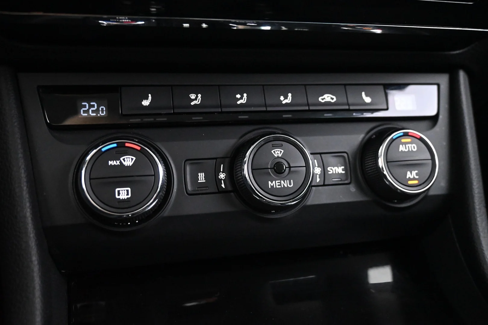Car Image - 3rhcXen9Avu80hIdzkTKyM