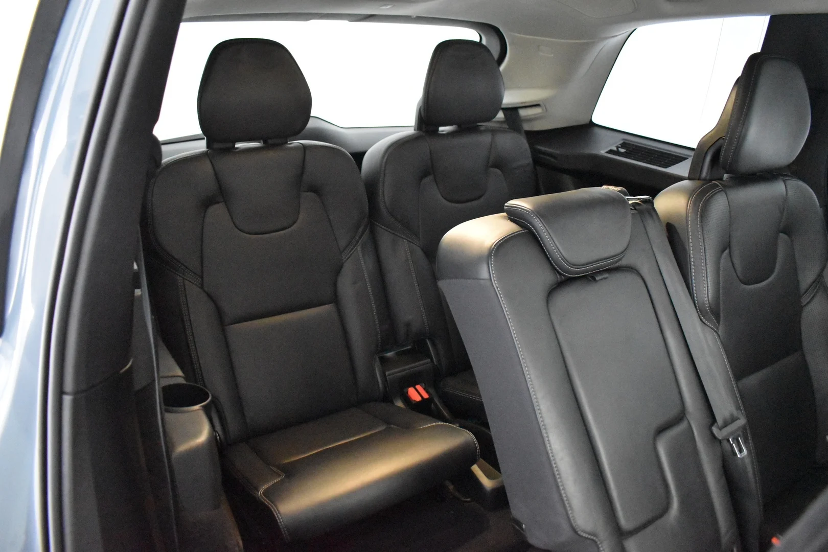 Car Image - 1J3sEf9jaHbTrlRXdY0X1P