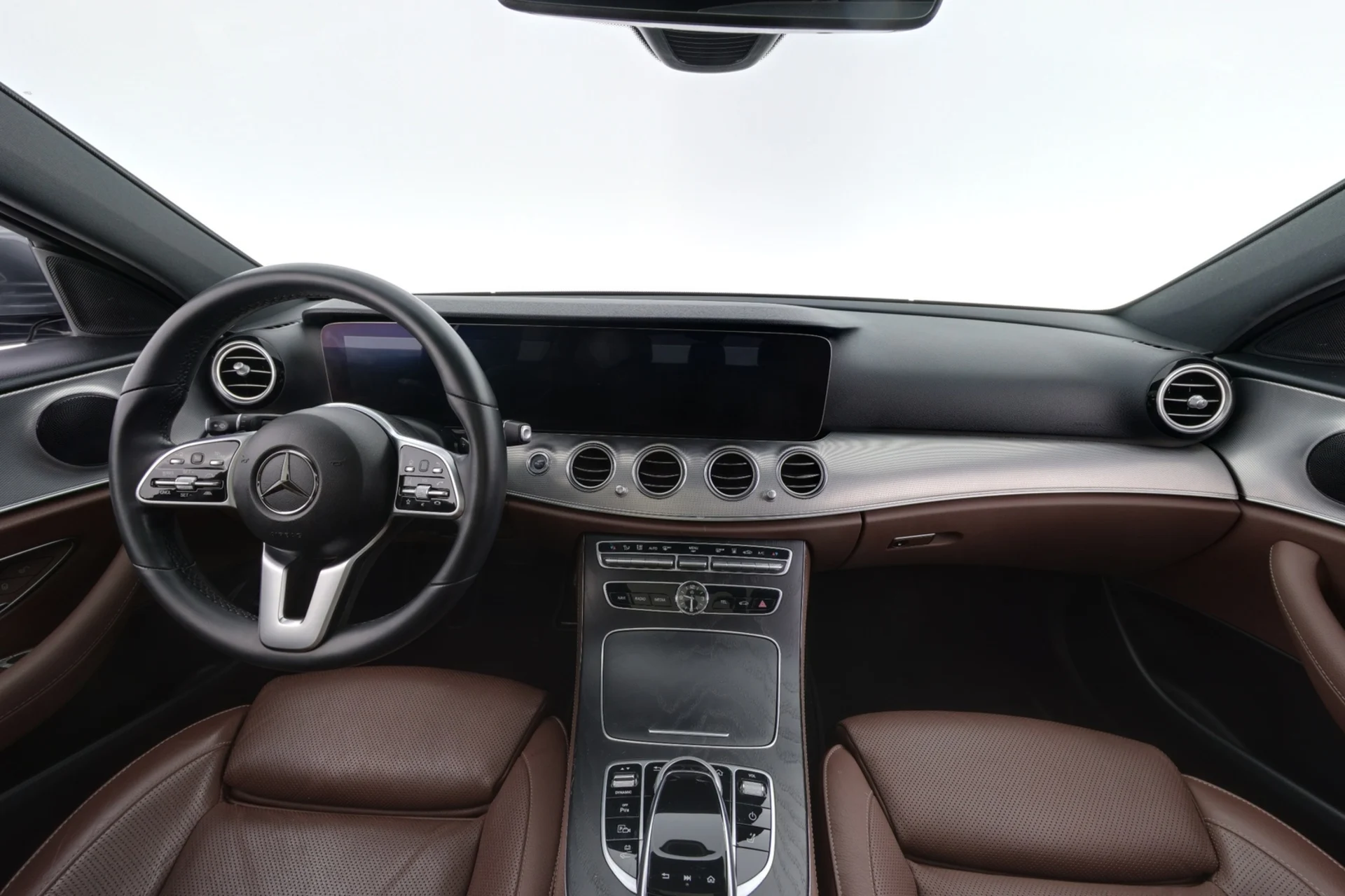 Car Image - 2VzzWZdHbzavbnHHZelRxO