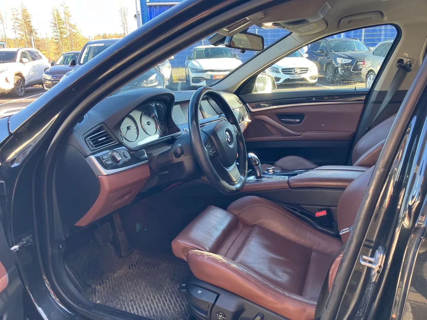 Car Image - 6CfHTVa2pC226xUDMXkSPJ
