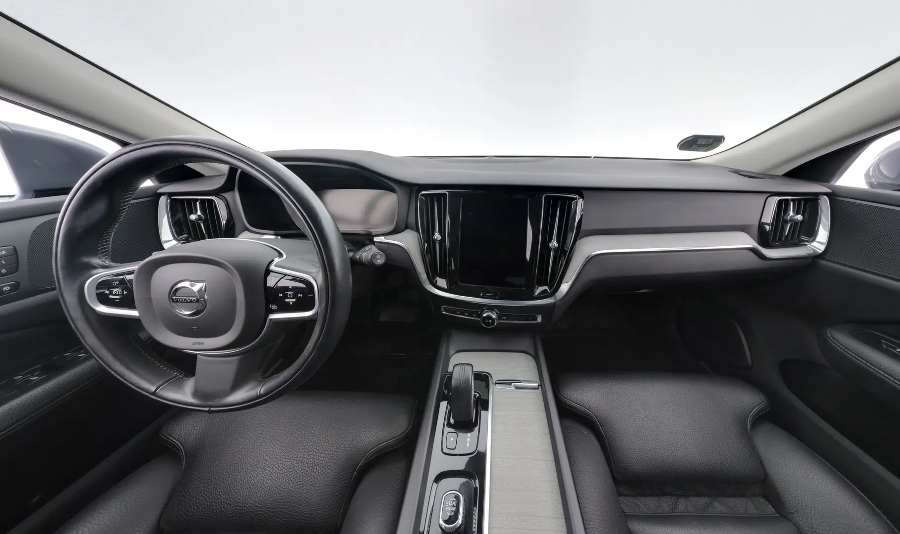 Car Image - 6xBq4B4hWNFwzxV7iS1zg4