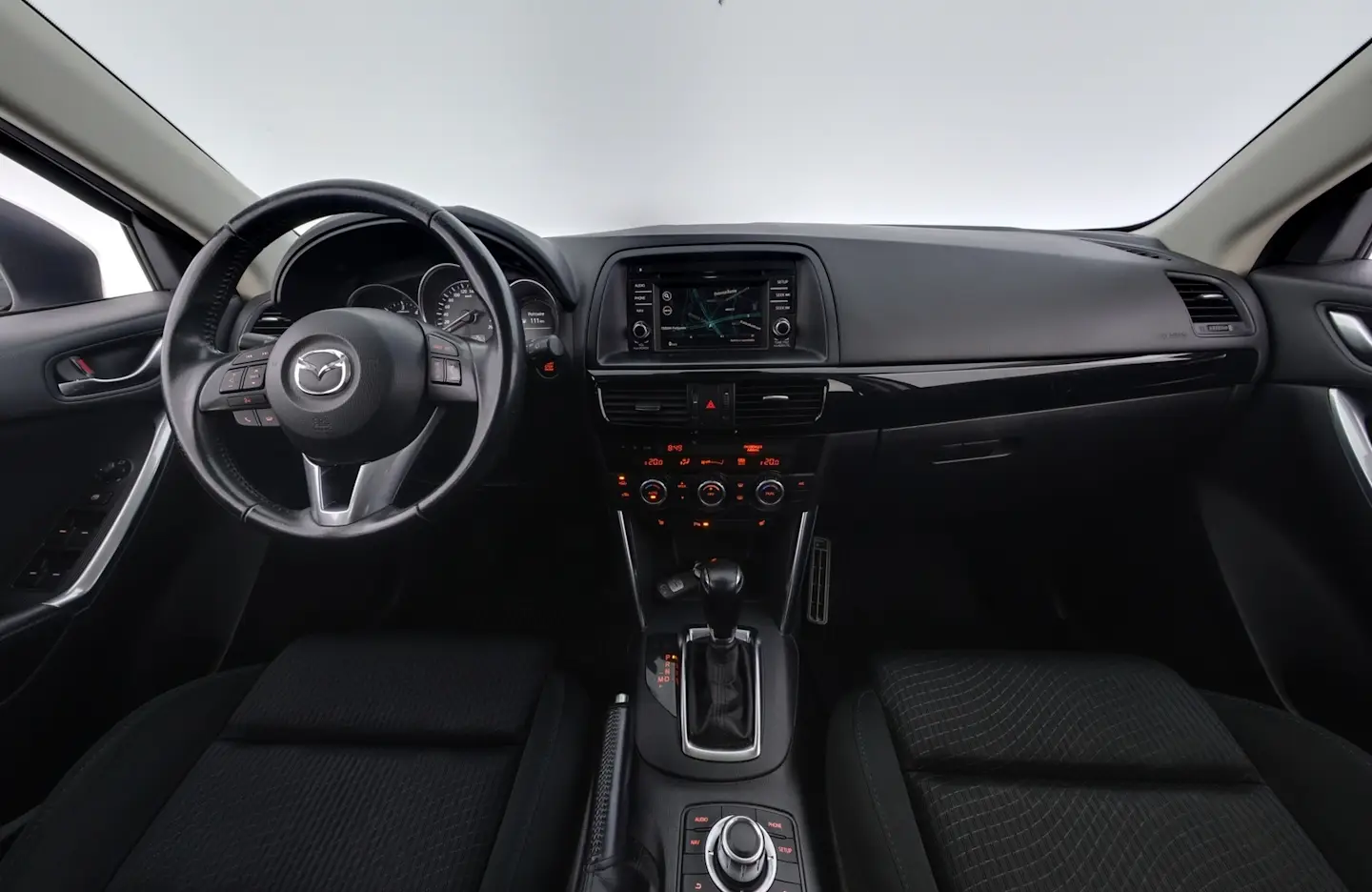 Car Image - 4VPaxx4qltKOyPrYUUQmrJ