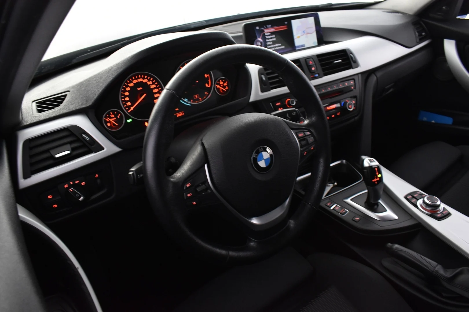 Car Image - 3cN6FKIcqQhNGbumFcuy4N