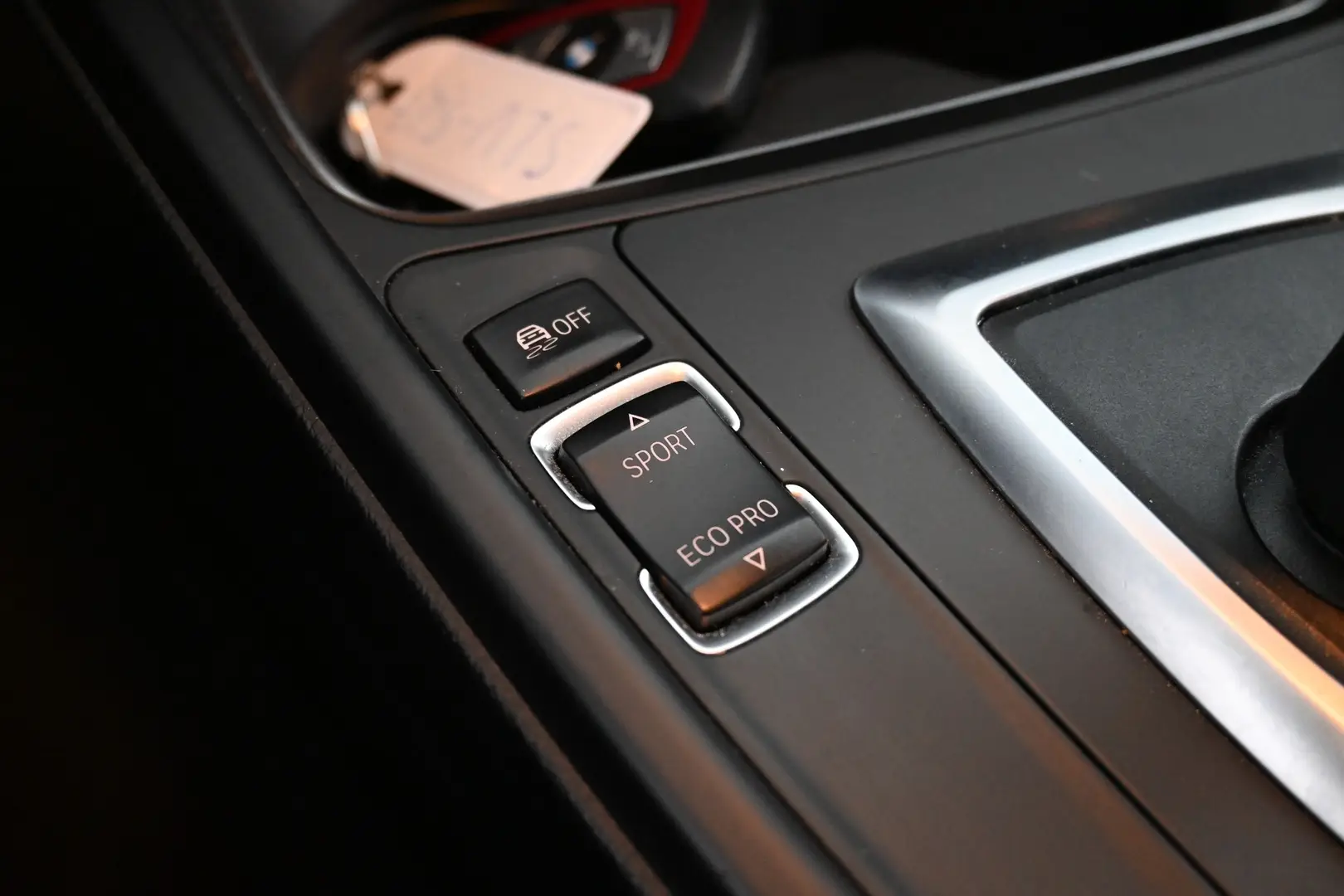 Car Image - 1el6iut8baHIyzkErViq70