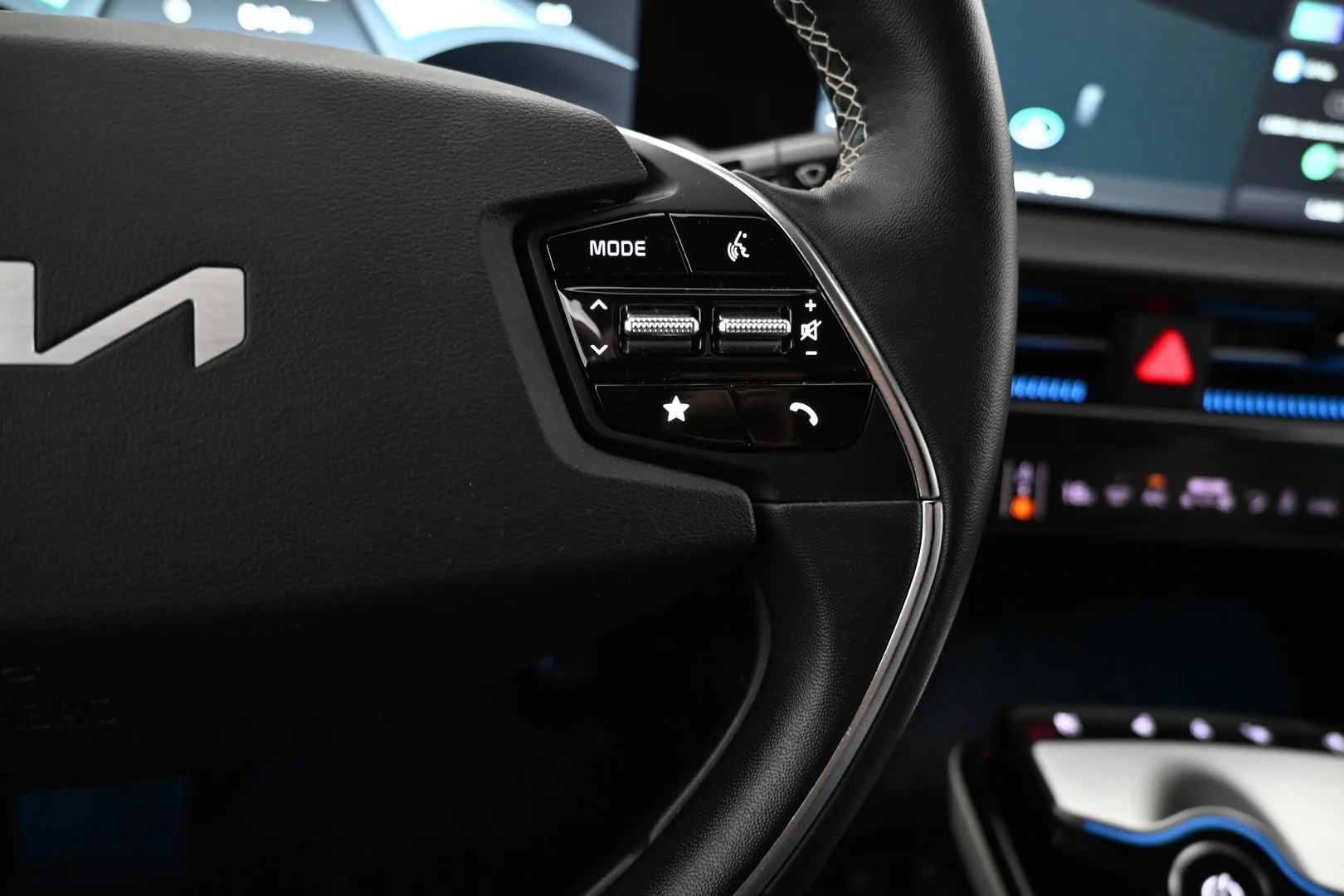 Car Image - 4LM7xIcvYnWynEB8XFiXyM