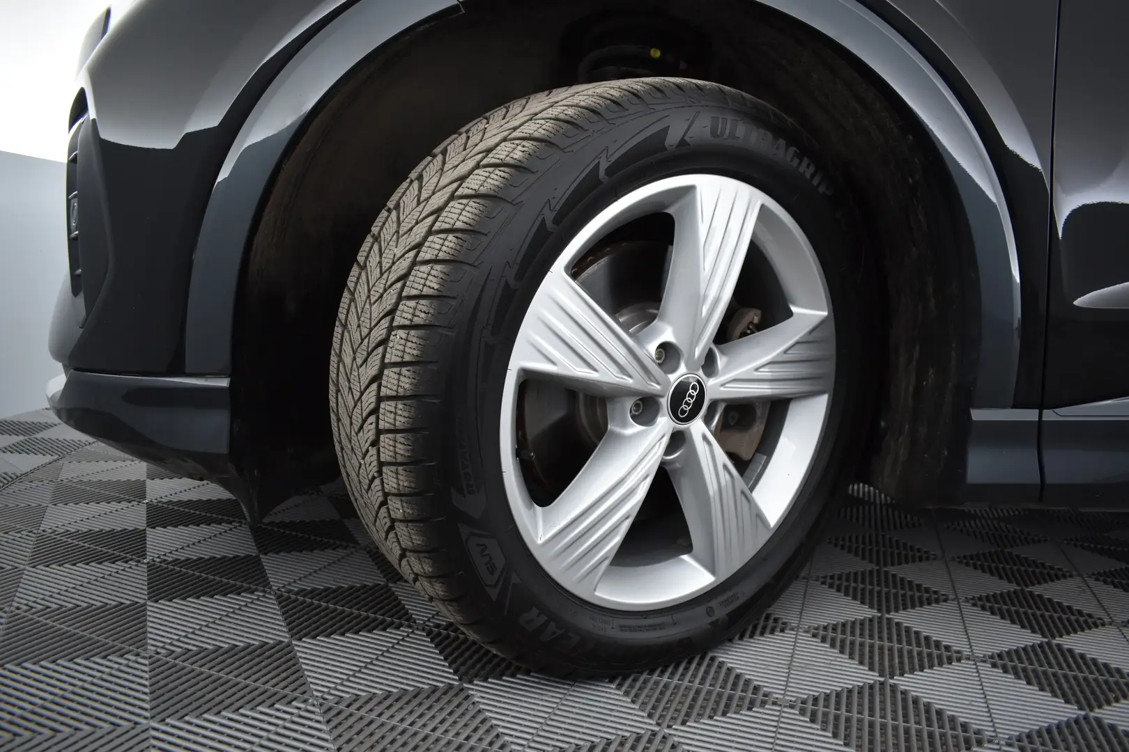 Car Image - 18DJAGNv3rSYqBkniSjbZa