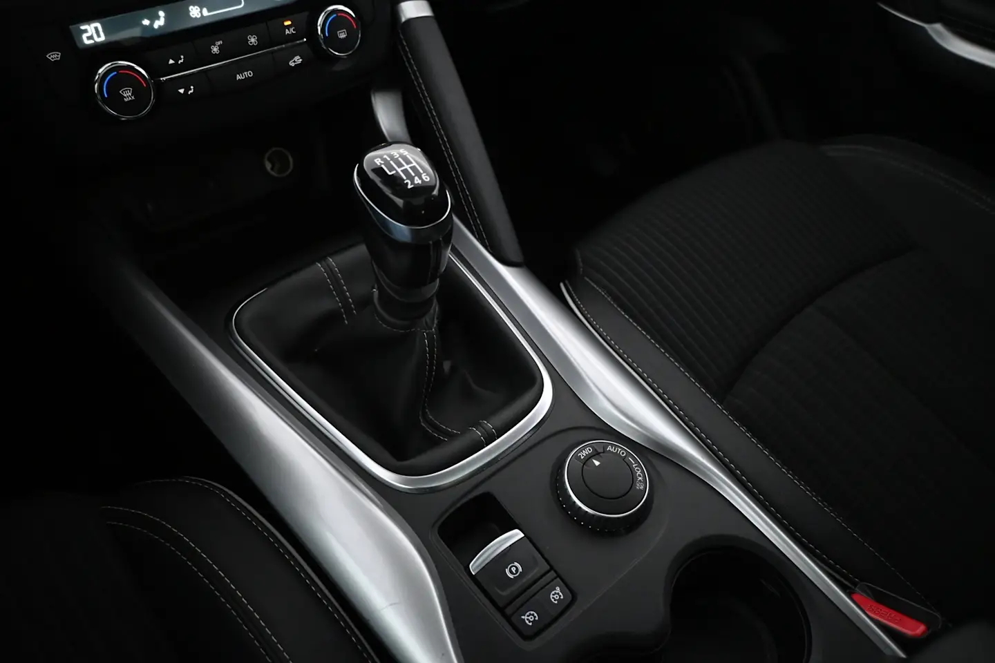 Car Image - 4XqsWYeUMPzzaAD6Cr1piC