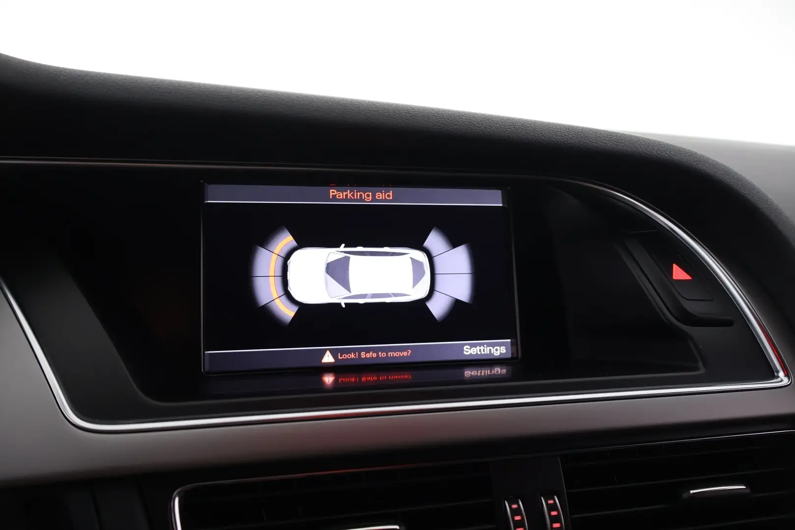 Car Image - 5CmHvkb7r0crxvqSq3T3X7