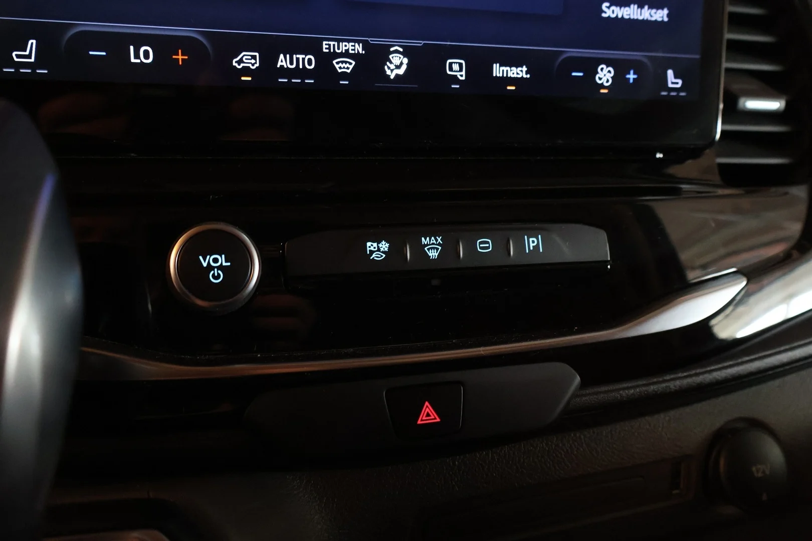 Car Image - 4stfFkjWeT62FWyeHgdrXK