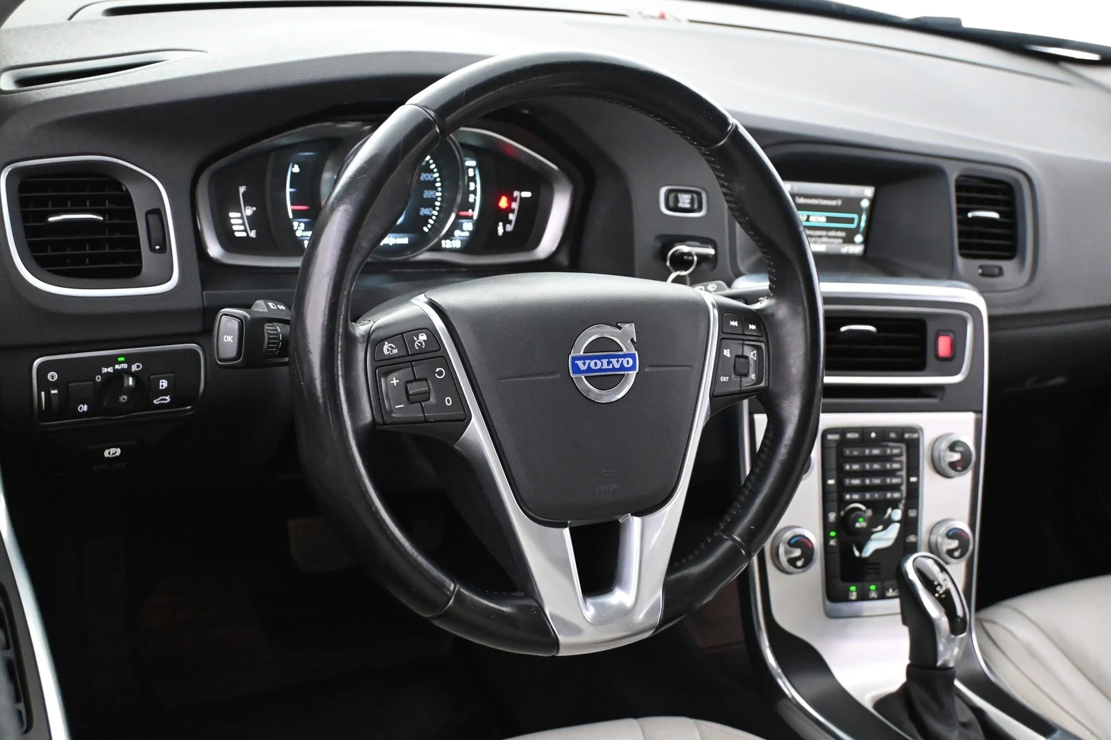 Car Image - 5k1tHa838YFAC0jkQO2Dj6