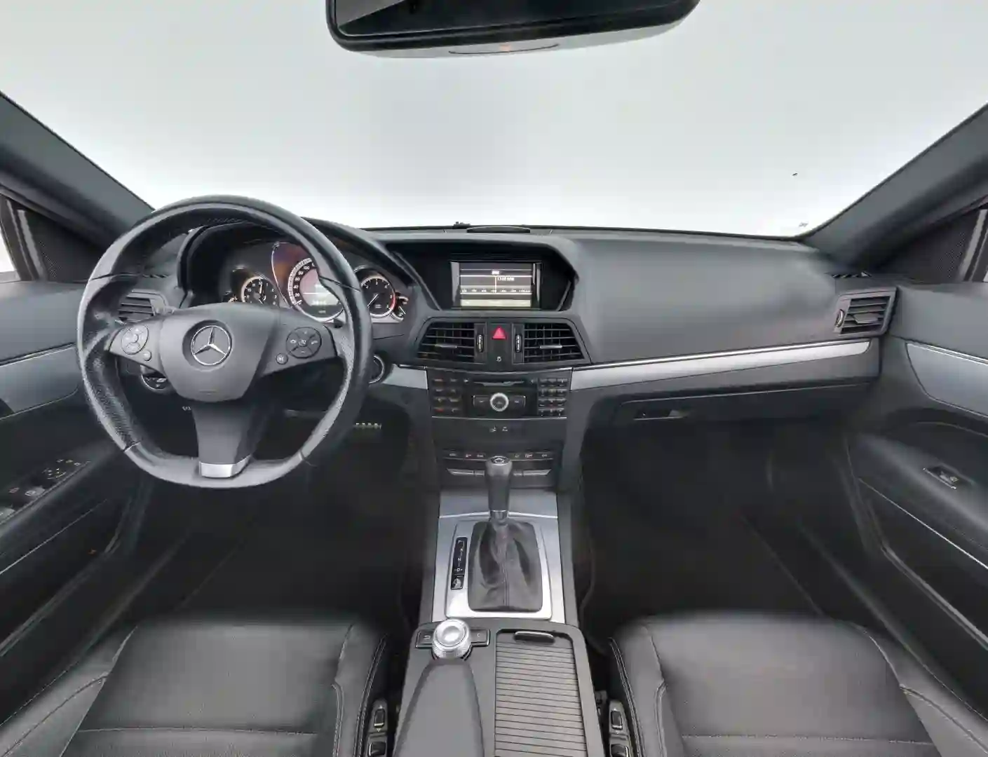 Car Image - eOtrXOnbG3N40wfuXa4ur