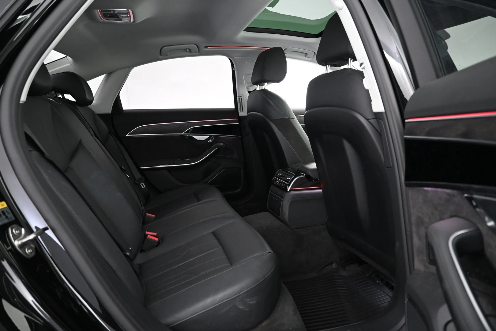 Car Image - 7joLyc9zKGNvxM91PhJe9m
