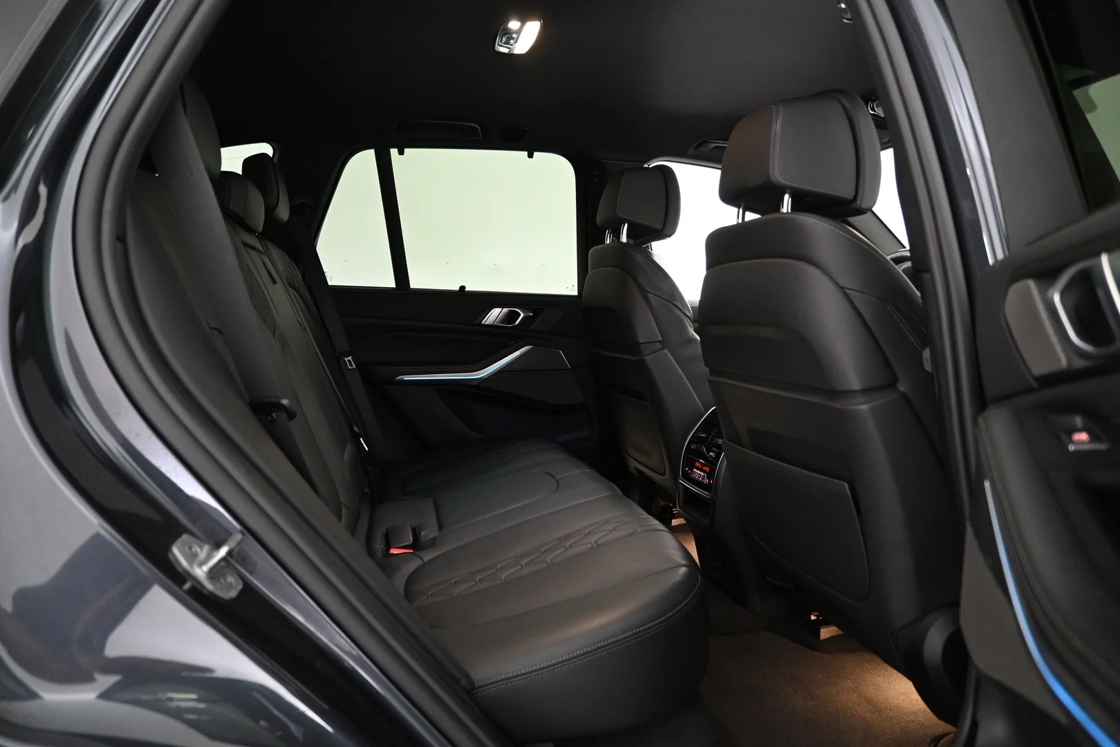 Car Image - 6SWYa8EjSUj0KWQH6E8dEv