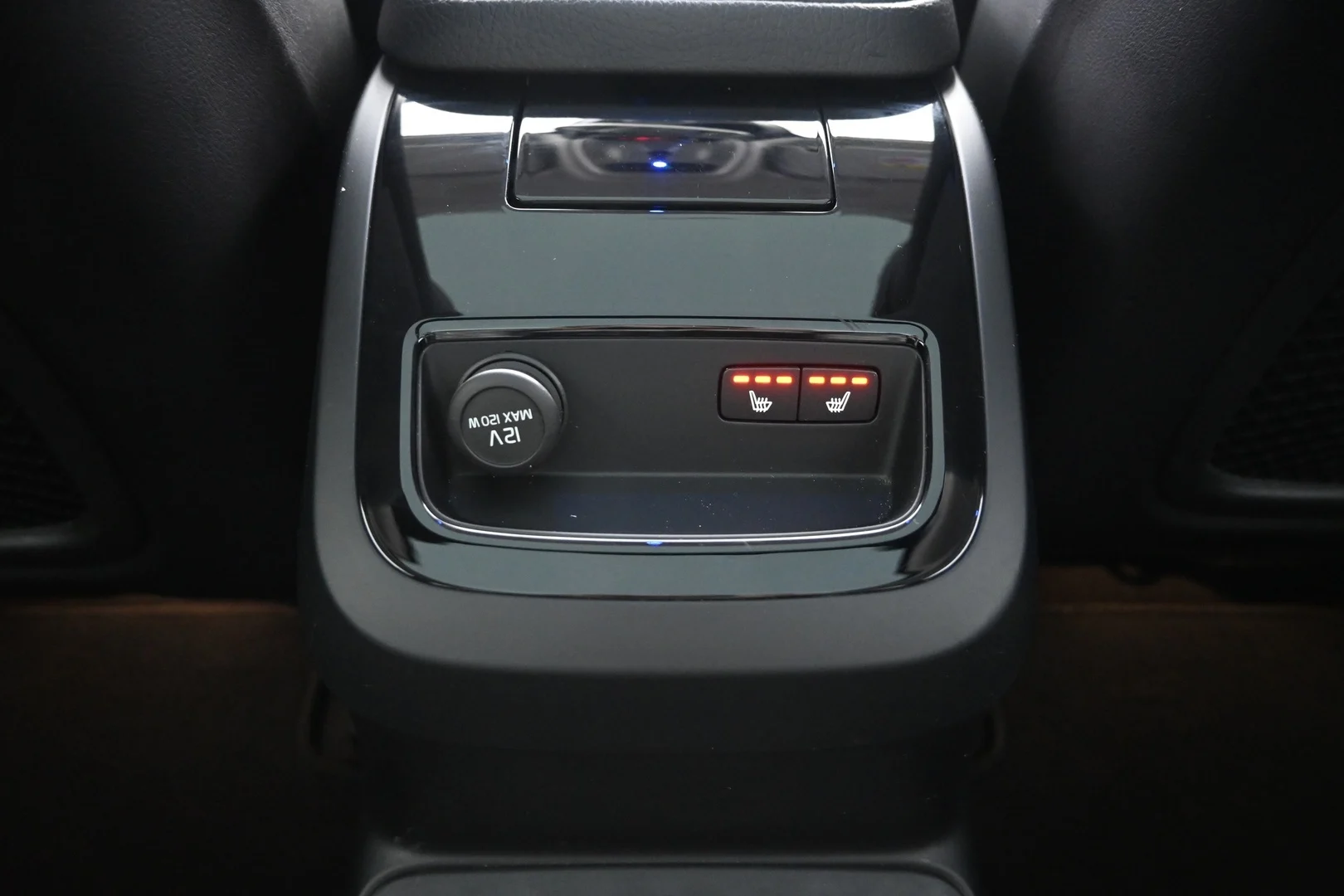 Car Image - 6UzsTQO5Jo6zKXXKIxr0fZ