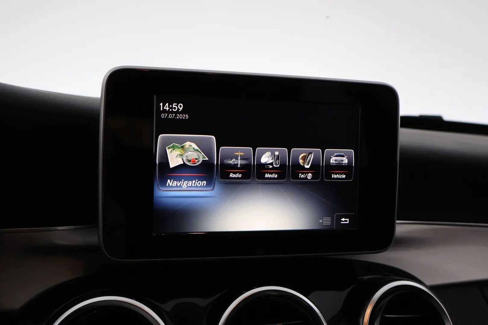 Car Image - 7eYXHj2SJM3WF3jWG1NQeu