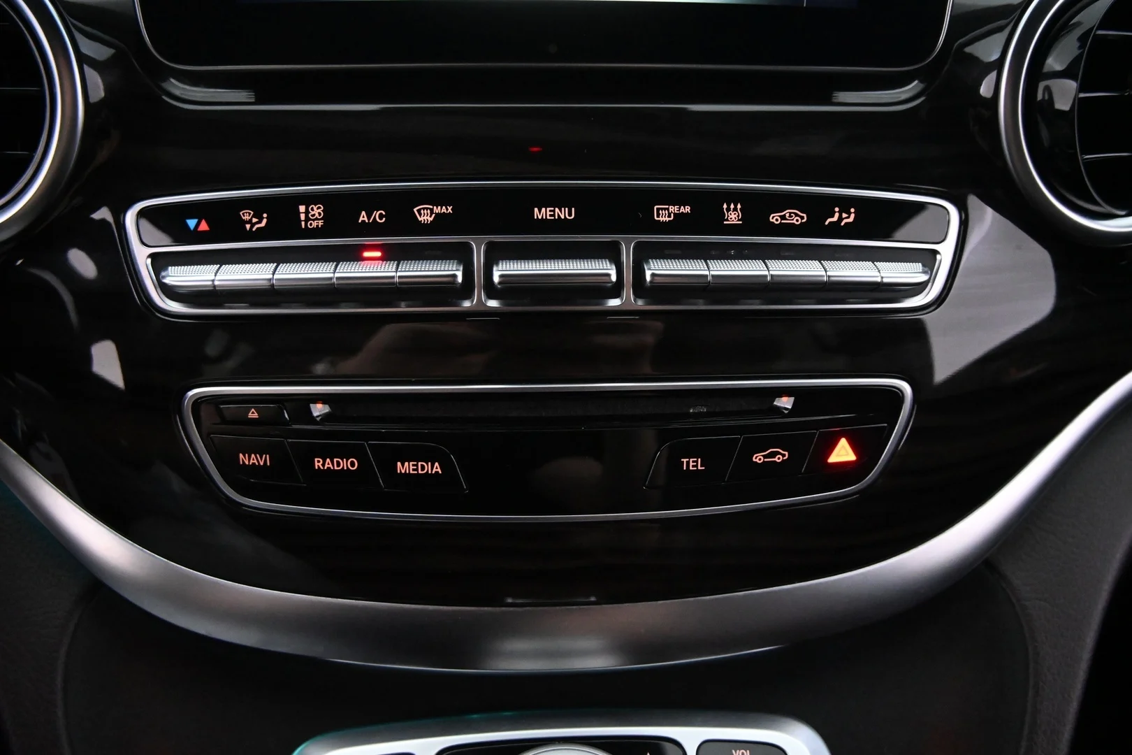 Car Image - 1GsUdBKnBLZW6qVaO1G1Z5