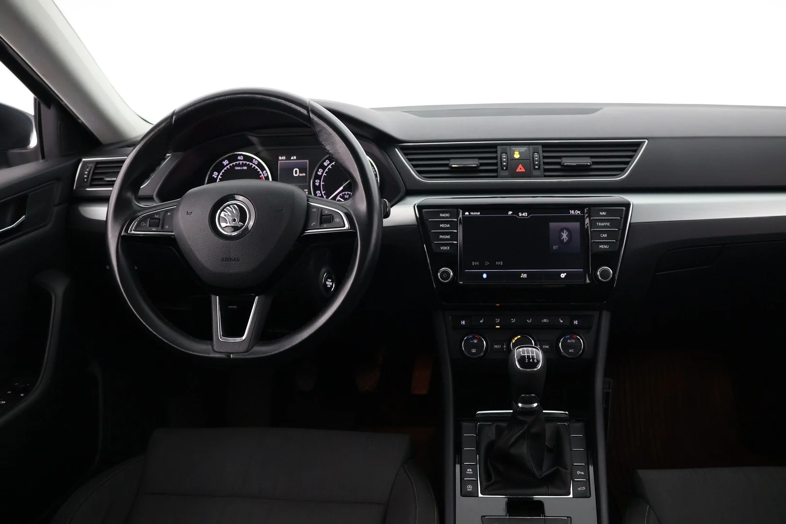 Car Image - 1wYzyh2oM6oE0YbfUatUSy