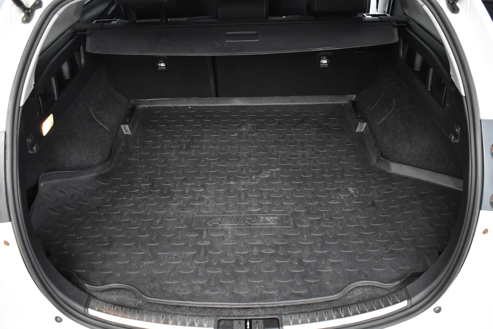 Car Image - 6J1qJP6wKY0nsAQsYByx4y