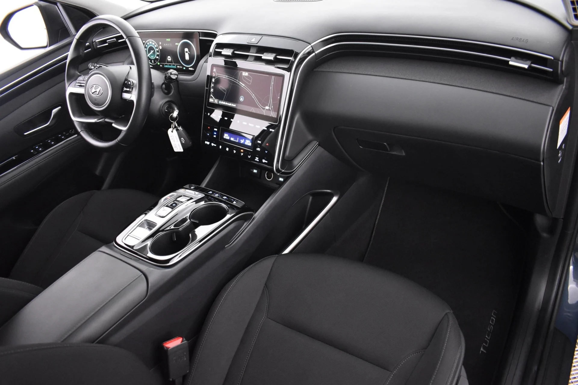 Car Image - 6ONAkCV2CrcT2N1yLs3Yqa