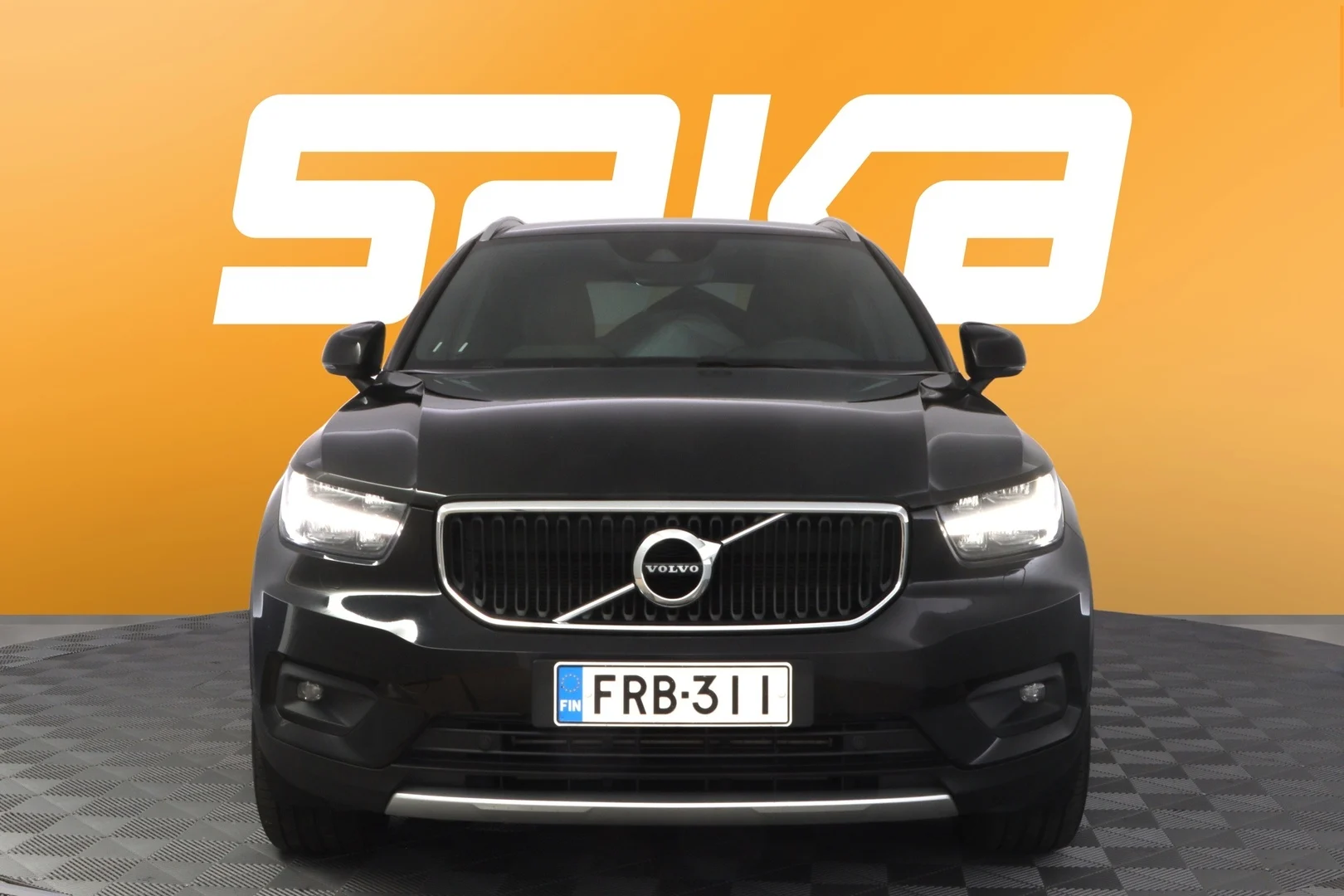 Car Image - 5gCJb8pGcarHuStHQENLQp