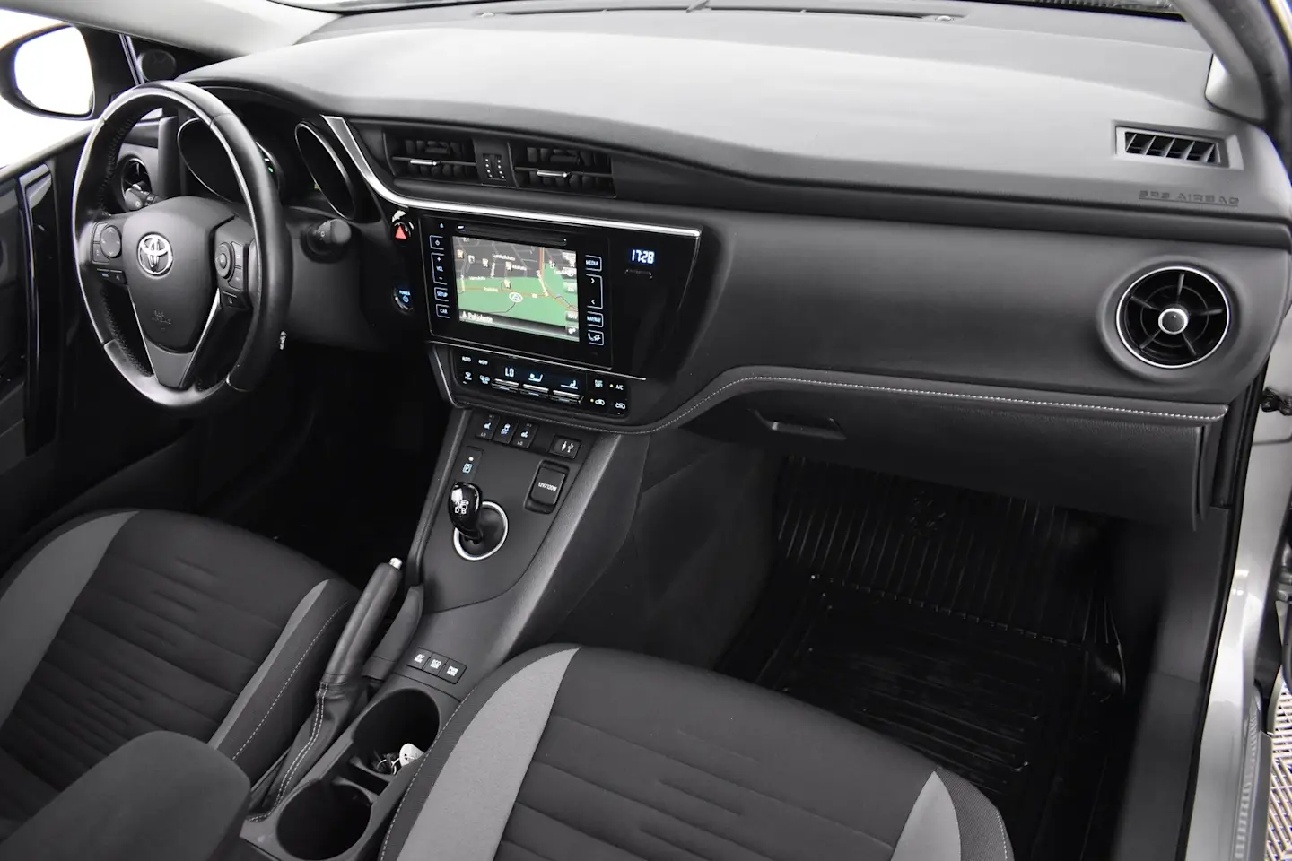 Car Image - 2UCnjWFNFgQzNzDpmMnt1e
