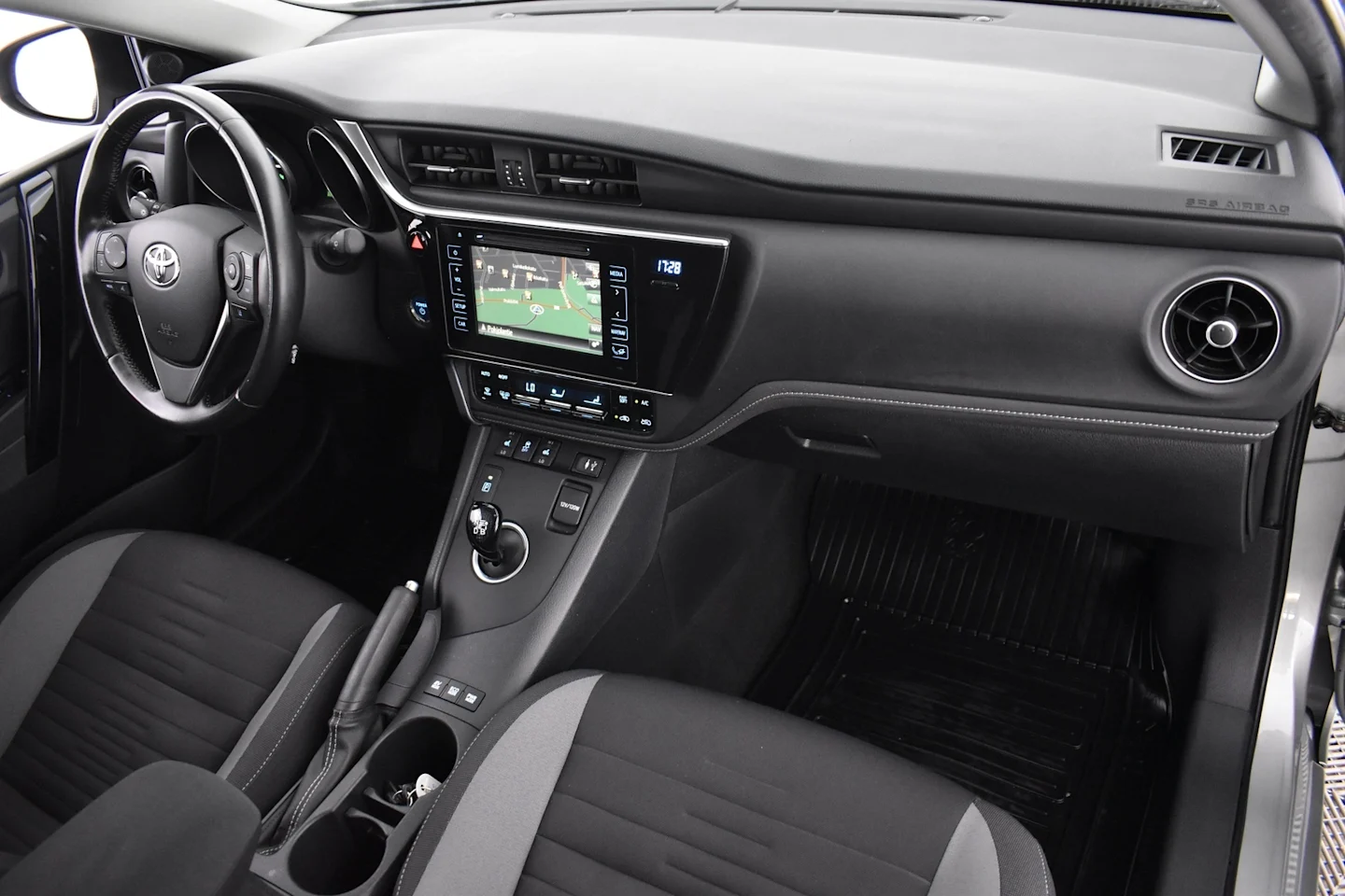Car Image - 2UCnjWFNFgQzNzDpmMnt1e