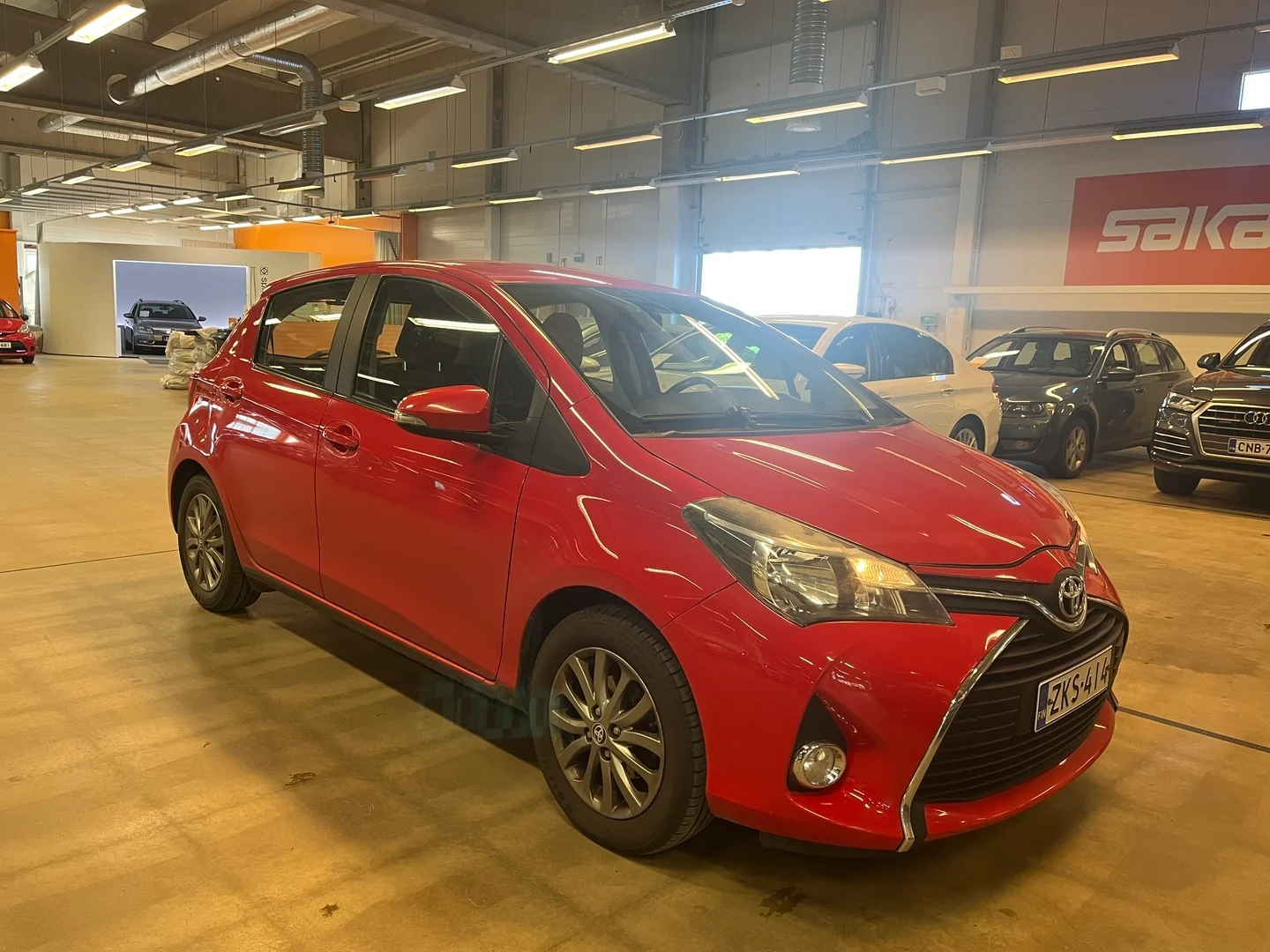 Car Image - 2RhFTyKvck0htndOZFfOia