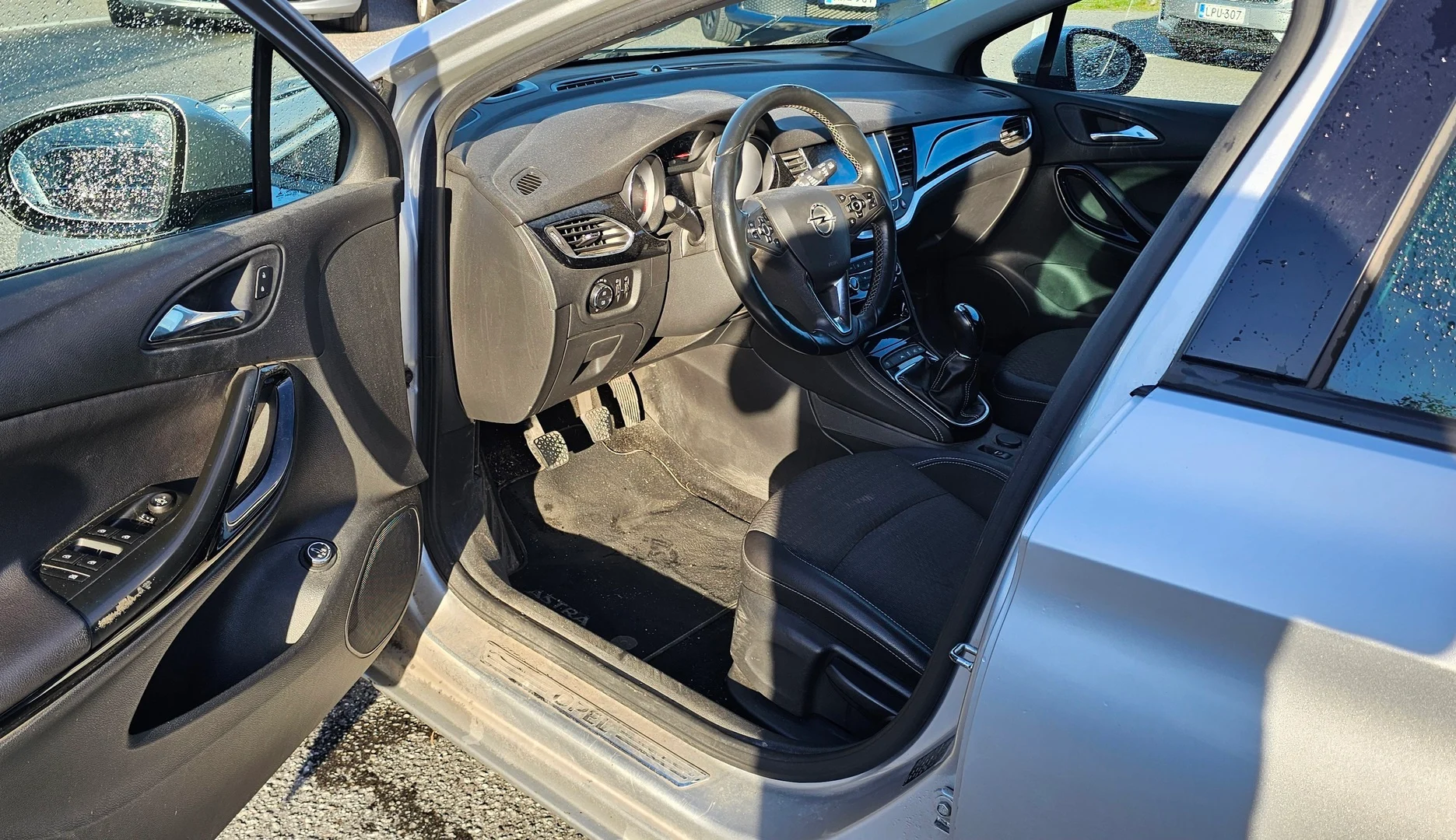 Car Image - vXePuuuZc7z6I5dZzRUUs
