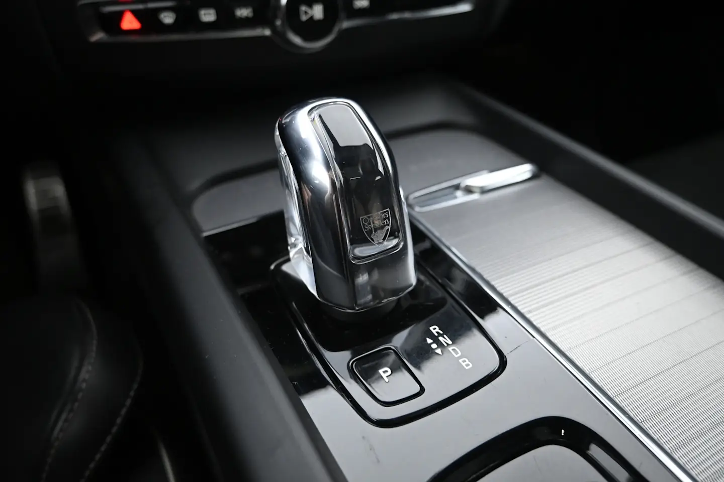 Car Image - 2yzWV51XqvpmKeDQhAbJEq