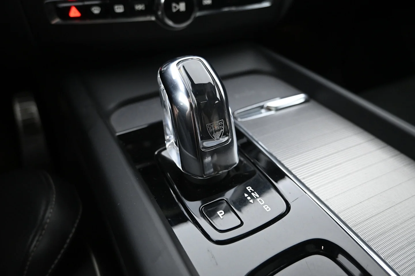 Car Image - 2yzWV51XqvpmKeDQhAbJEq