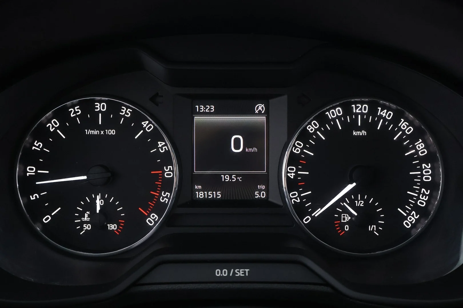 Car Image - 2KReNB5nDt2A1FEq3k46p3