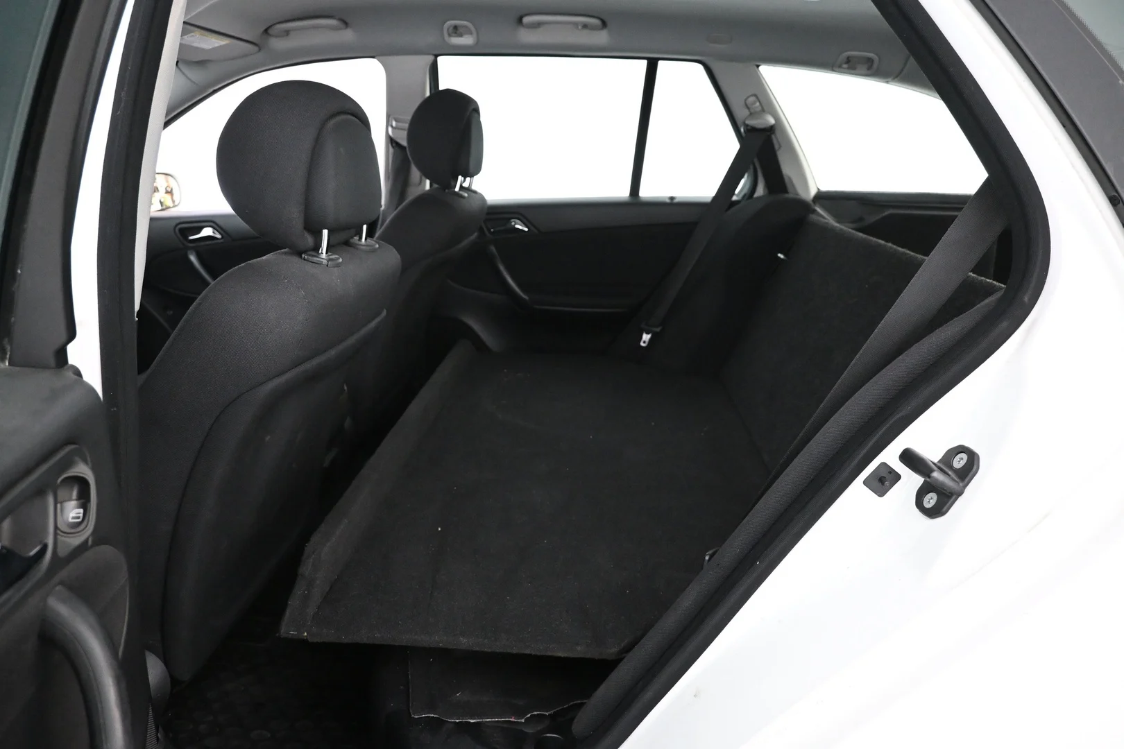 Car Image - 4wtJuql6HZJ0S6UK1ejynU