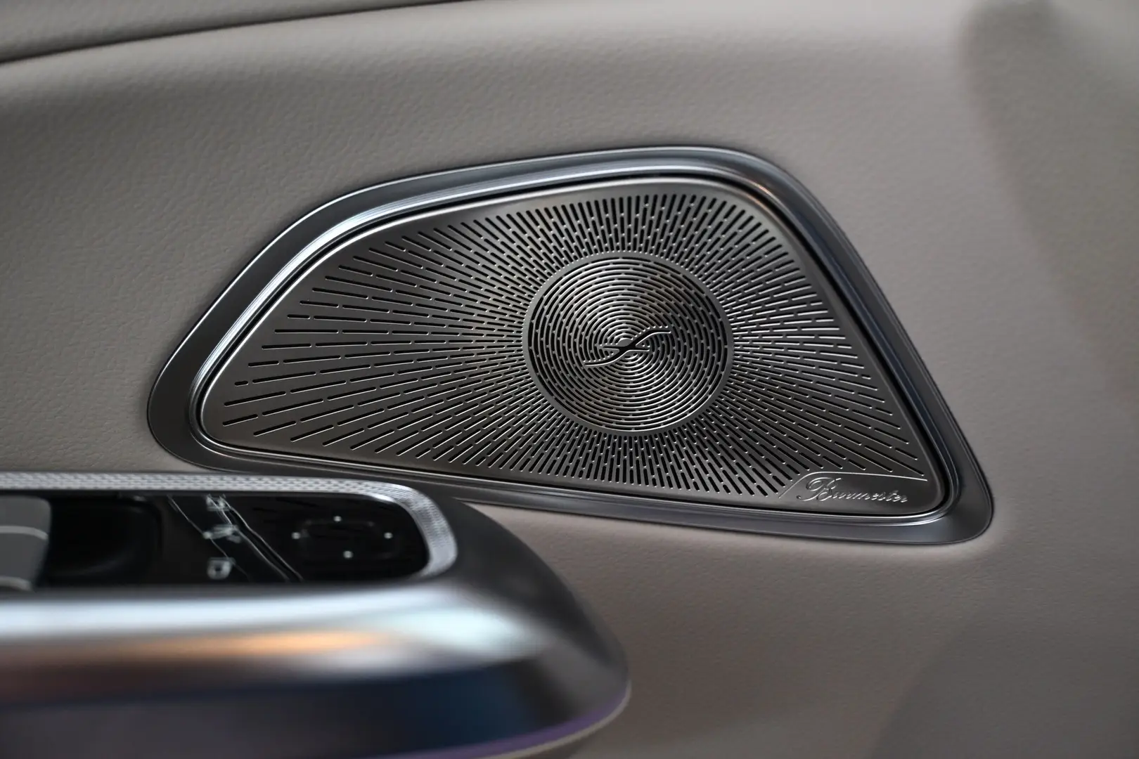 Car Image - 7y9ZBOn2hnTsZyyHRLYw9h