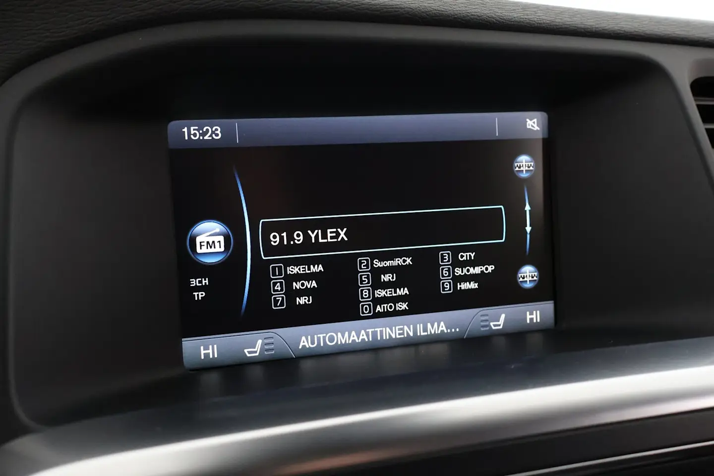 Car Image - 75djZFcxJMzBWvWSkKeMEL