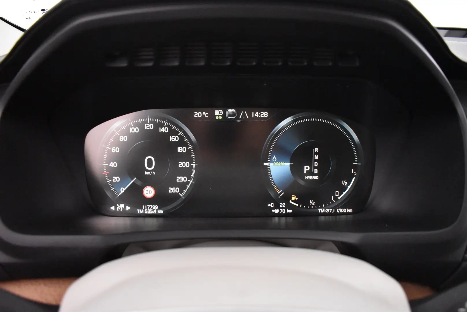 Car Image - gCN4XkbBXqFO25tAgJLjb