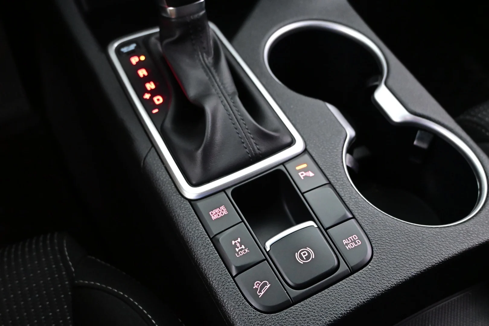 Car Image - 4gAnQzLjiN9oEIl3LR7AwU