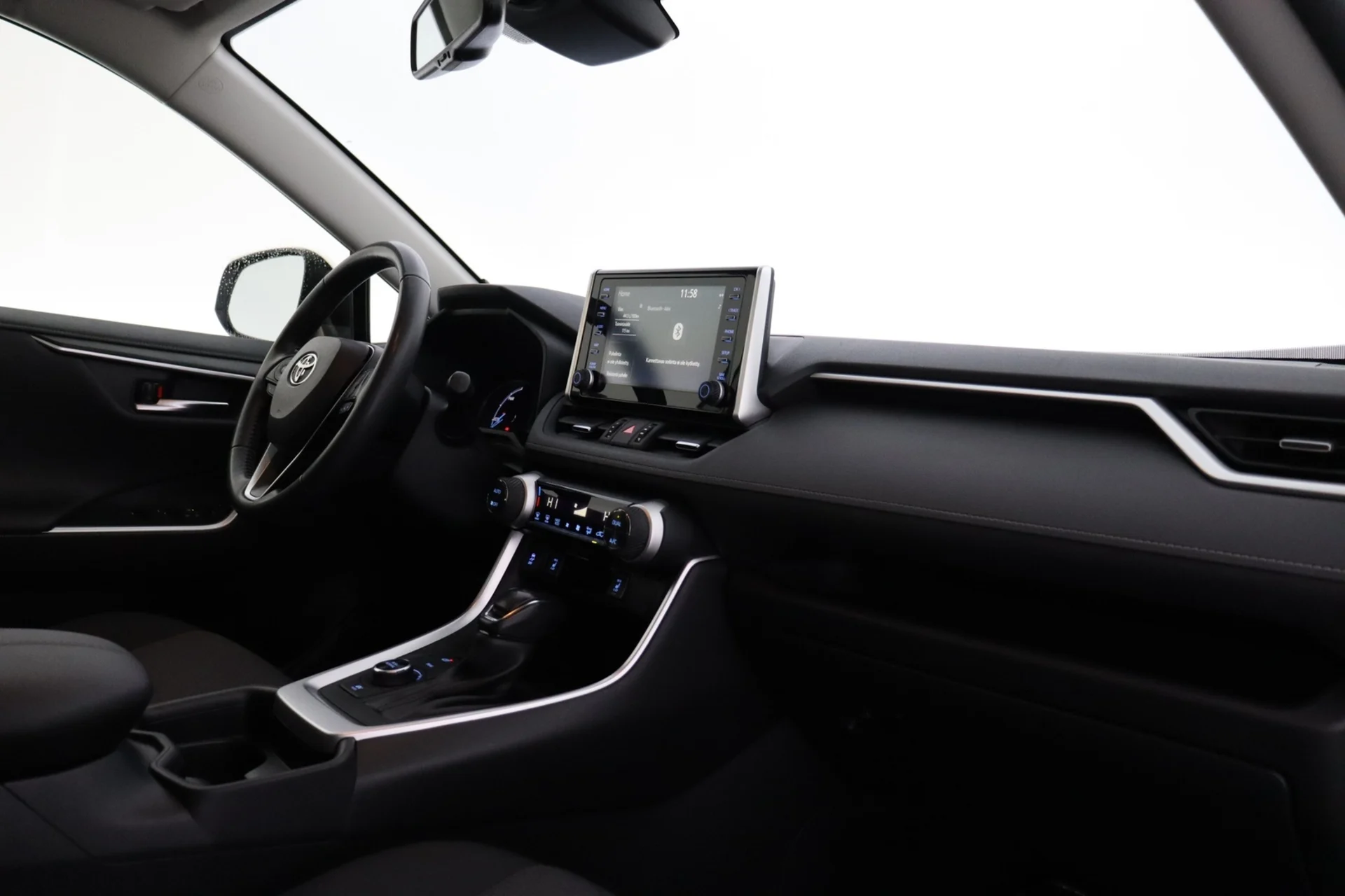 Car Image - 2o0QTlzEWEVx12GieVGT08