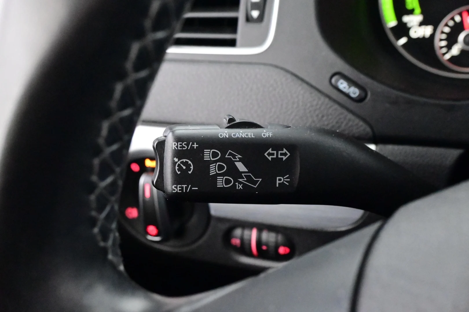 Car Image - 1h8ntuC8Kk024swyHiymay