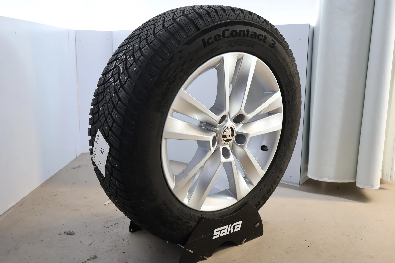 Car Image - 2mGP7lU5T7f0eW9AEhZFHn