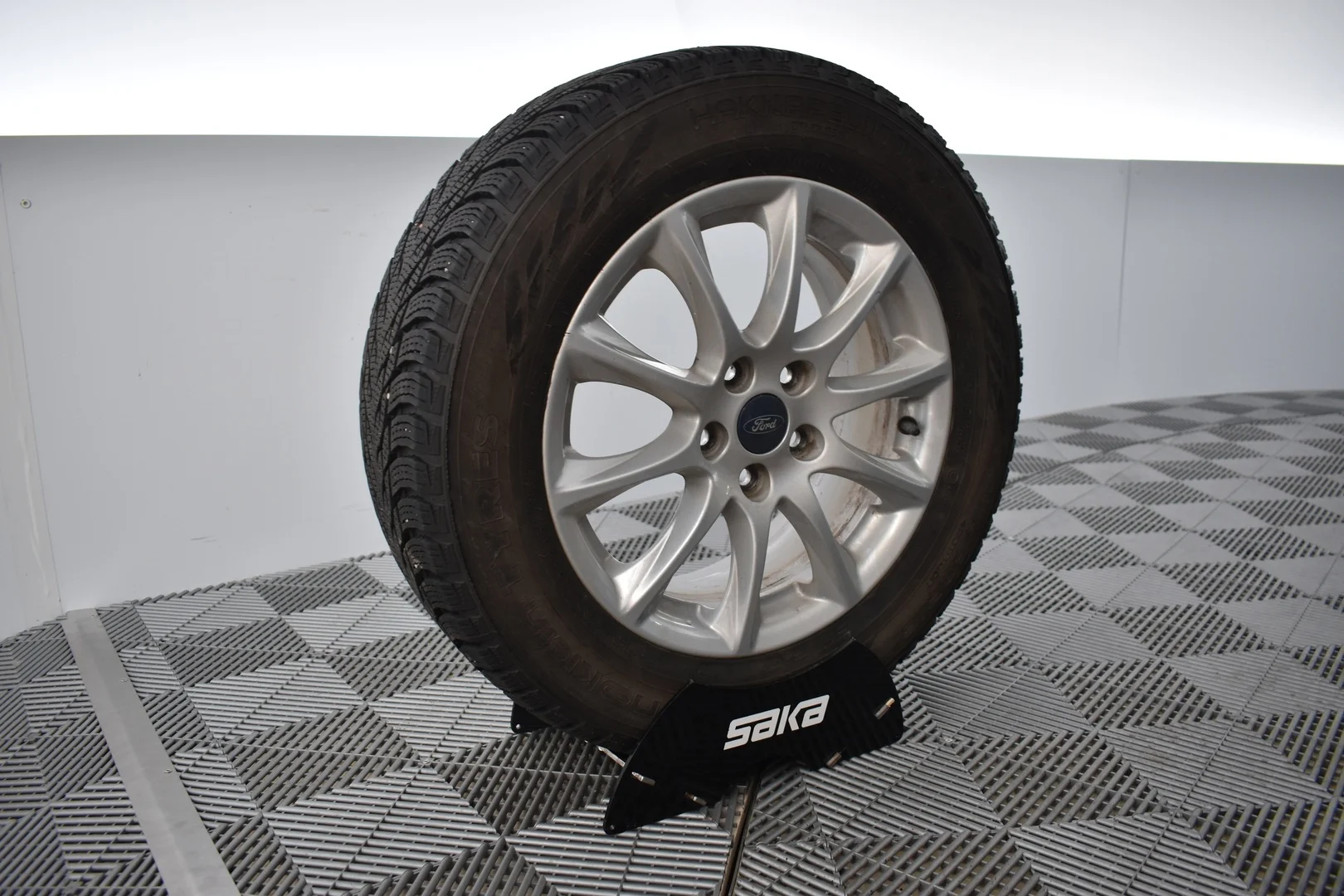 Car Image - Tc7tY3Fak7U3jUIq3E1d7