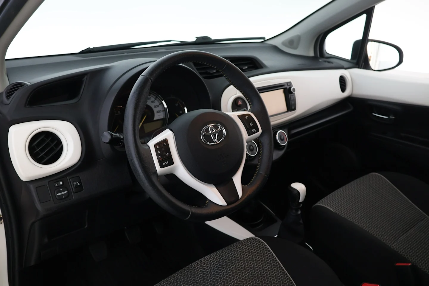 Car Image - 6dnj4EM65p2adxTteYCBGy